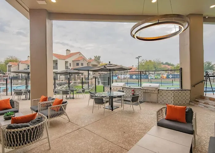 Apartment Near Tpc Pool Balcony Pickleball Parking Wd